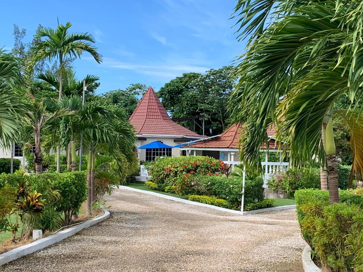 Whistling Villa Runaway Bay Ngoại thất bức ảnh