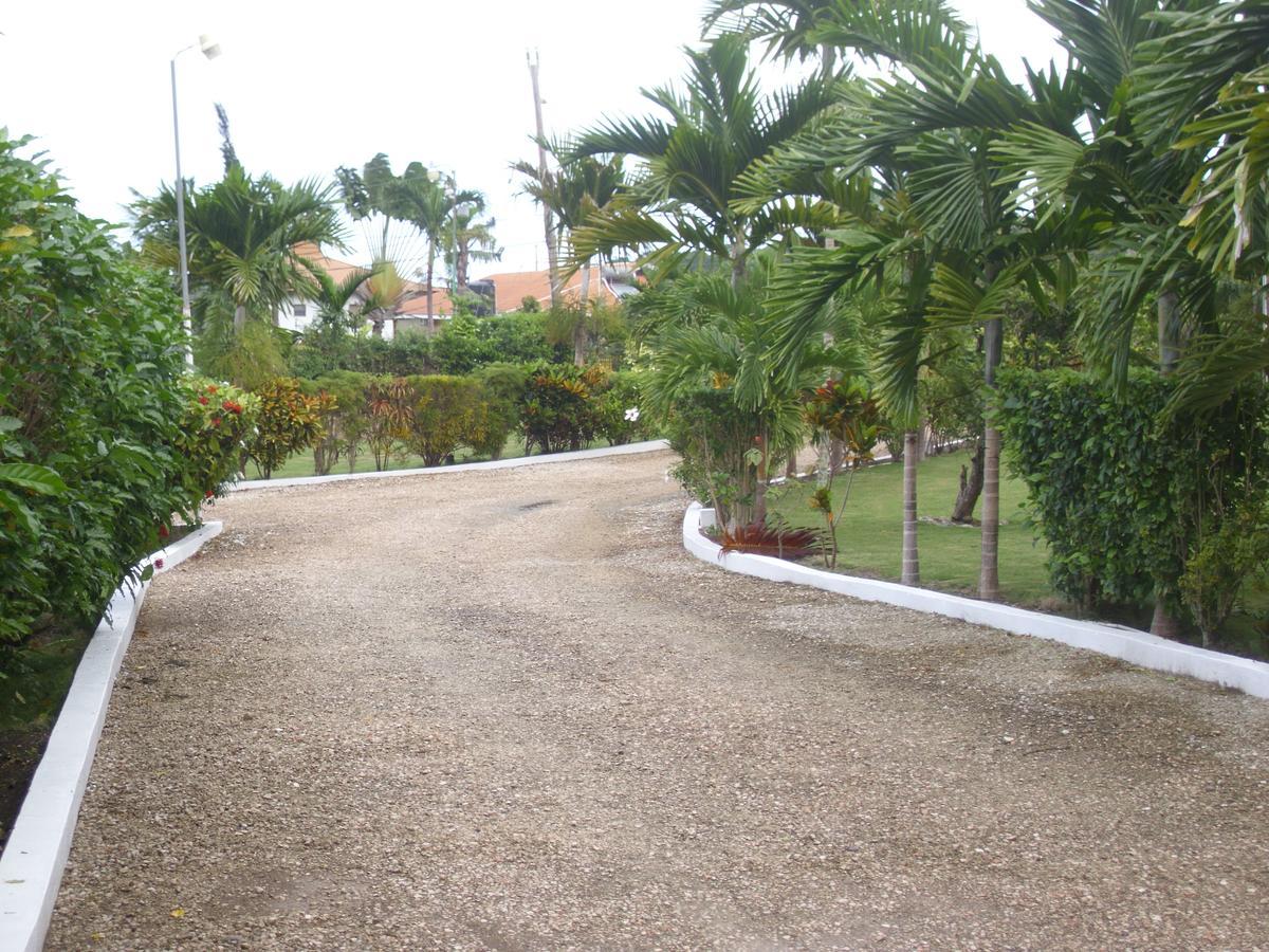 Whistling Villa Runaway Bay Ngoại thất bức ảnh