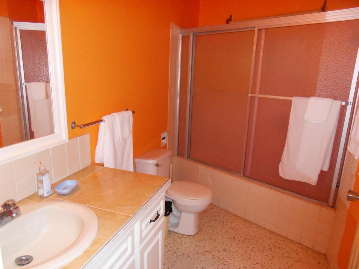 Whistling Villa Runaway Bay Ngoại thất bức ảnh